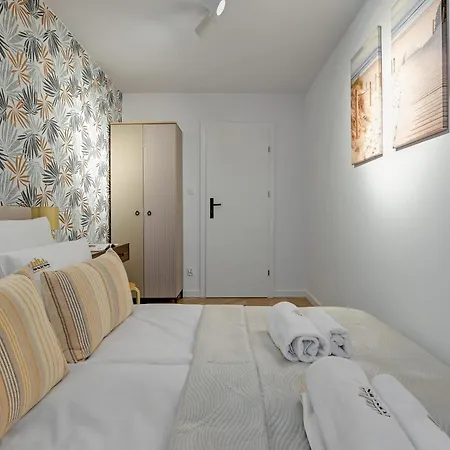 Hallera By Downtown * Gdańsk