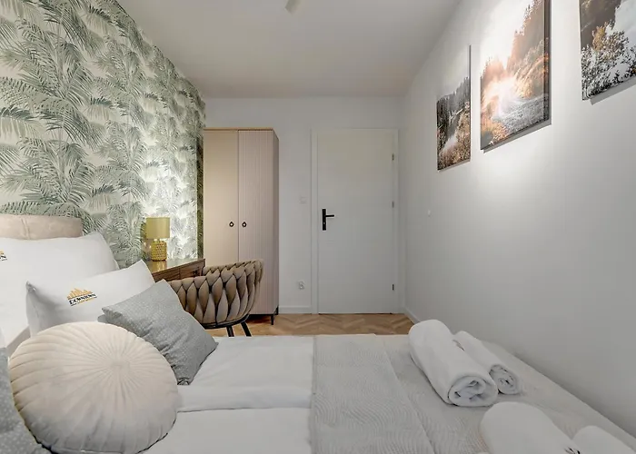 Hallera By Downtown *